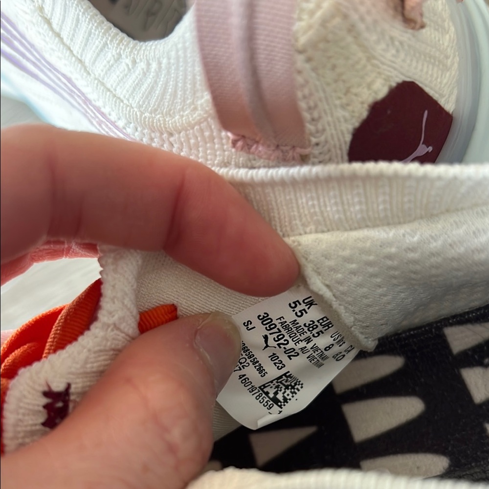 PUMA Sneakers - Picture 6 of 6